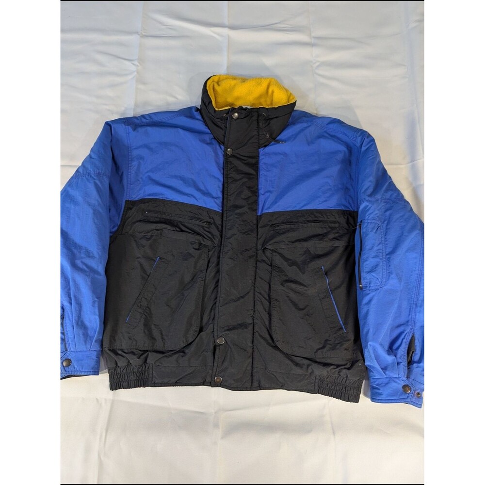 Levi's Mountain Wear 1990s Vintage Men's Blue and Black Insulated Winter Jacket